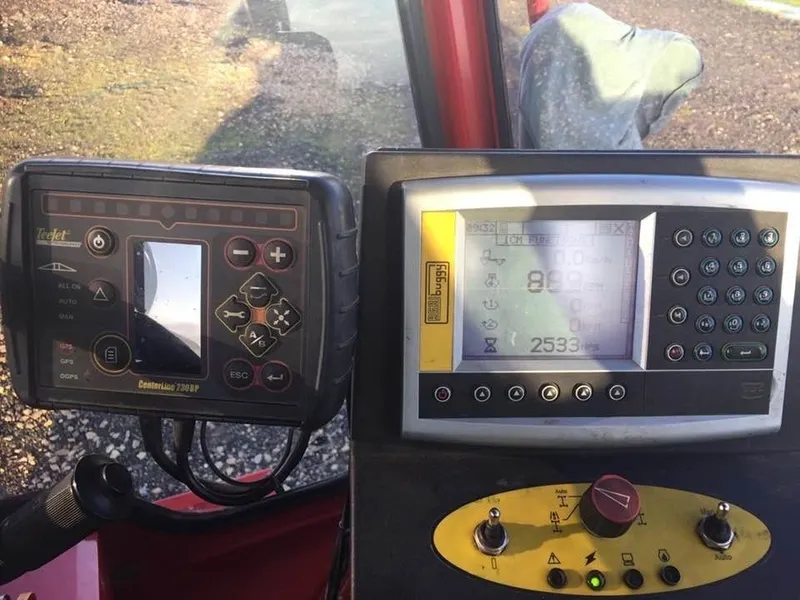 Frazier Phantom cab controls and rate controller, Agrifit Machinery