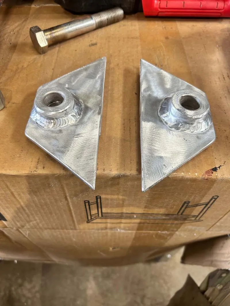 Fabricated aluminium boom plates made in the Agrifit Machinery workshop