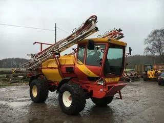 Kellands Agribuggy 2000 self propelled crop sprayer