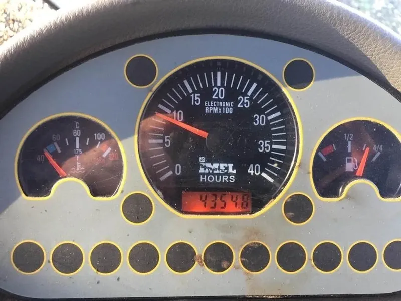 RDS rate controller checked during NSTS sprayer test Agrifit Machinery
